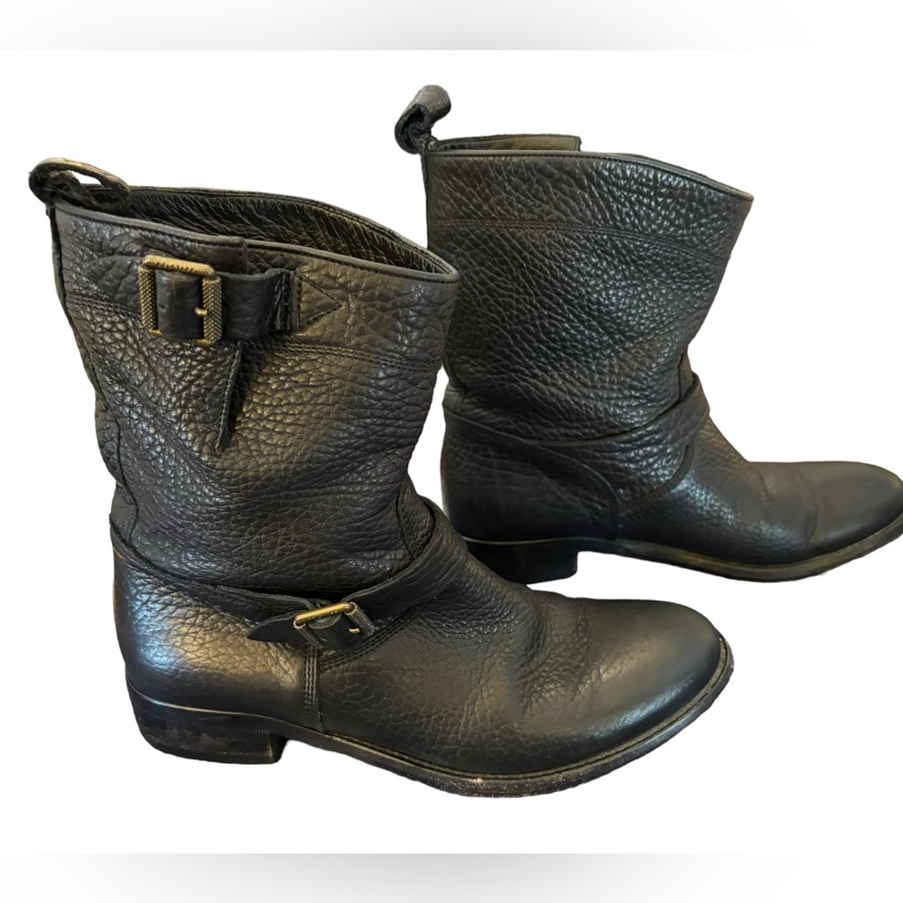 Belstaff Women’s Black Pebbled Leather Boots Size 7.5 (38)‎